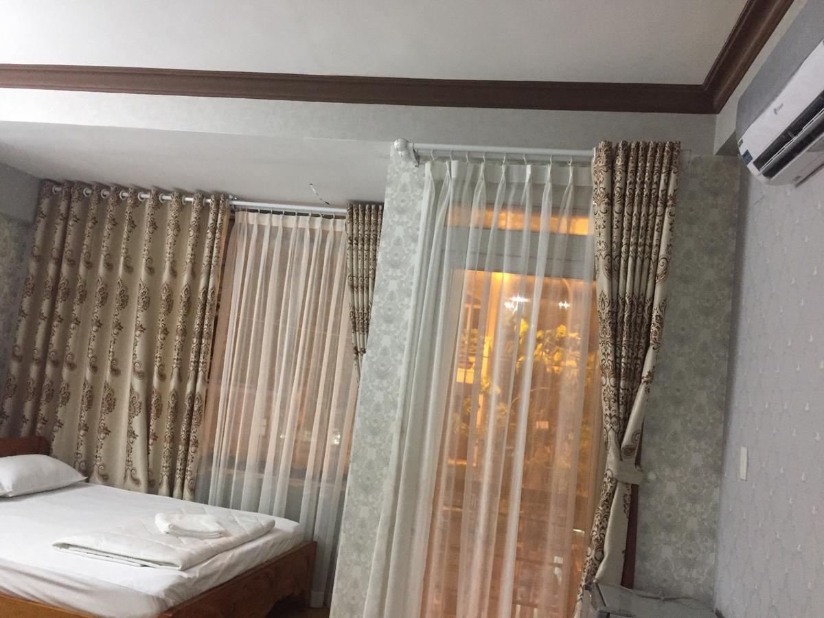 Khách sạn Ly Ly 2